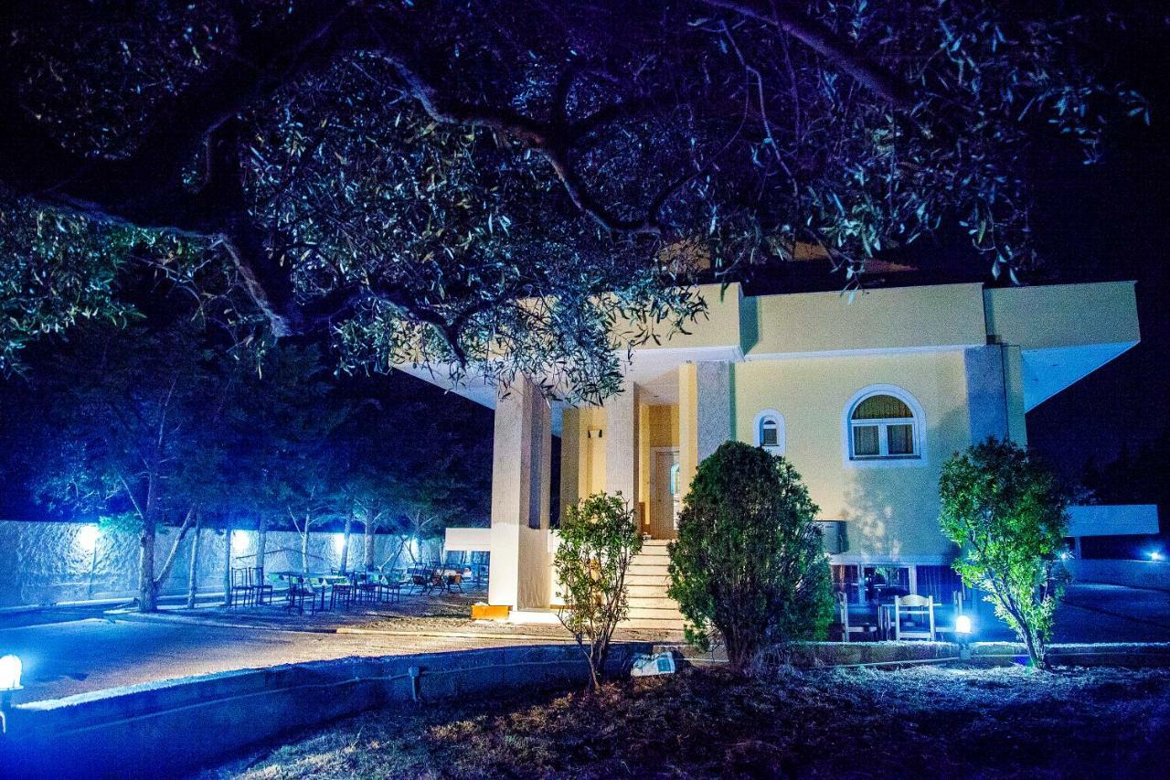 ホテルCozy Country House Kalivia Thorikou エクステリア 写真