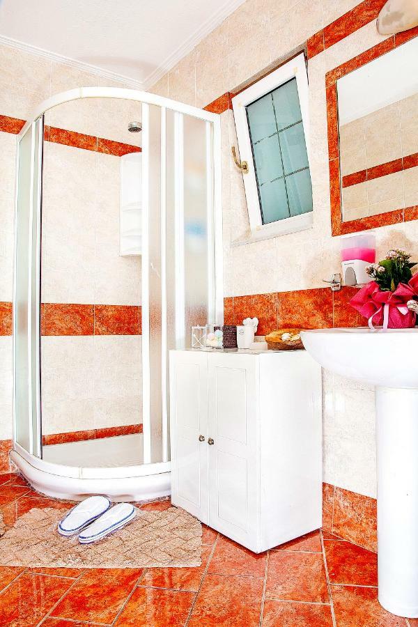 ホテルCozy Country House Kalivia Thorikou エクステリア 写真