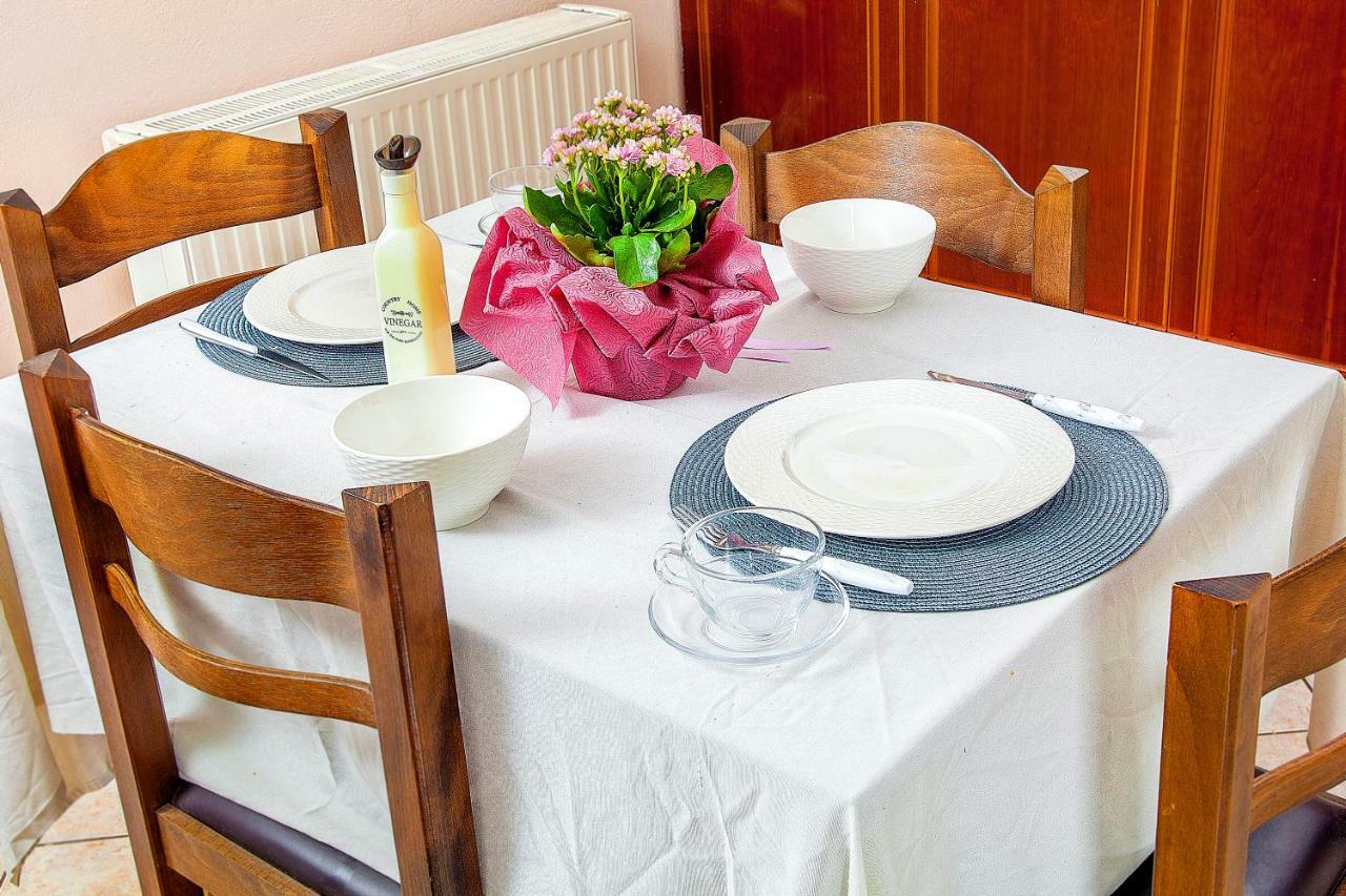 ホテルCozy Country House Kalivia Thorikou エクステリア 写真